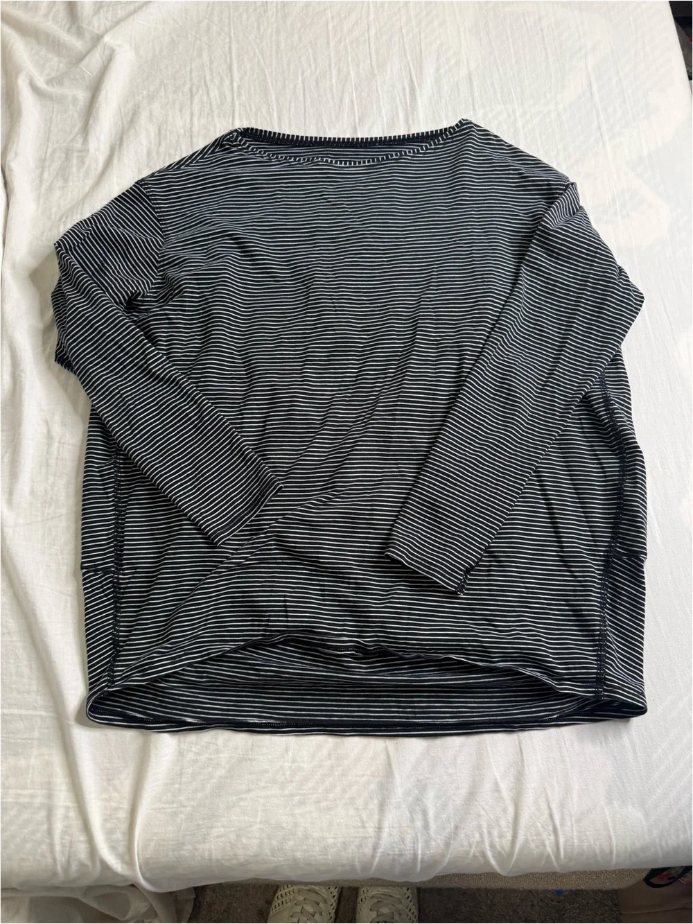 Women’s Black & White Striped Long-Sleeve Top